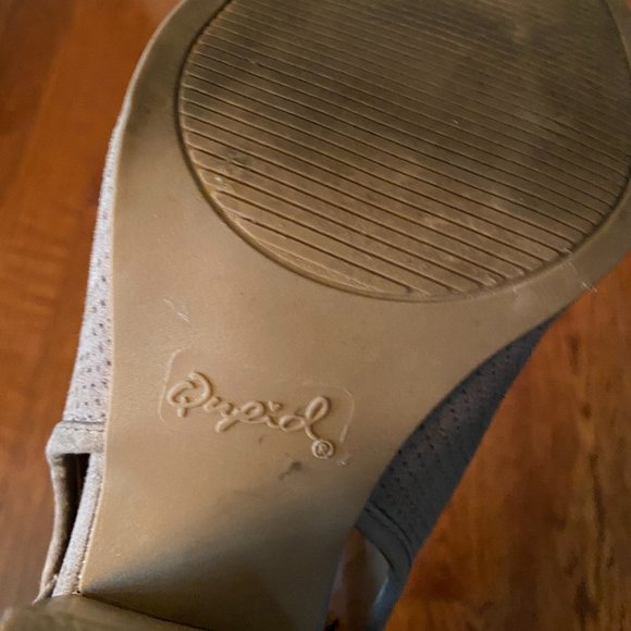 Qupid Ankle Boots - Picture 4 of 4